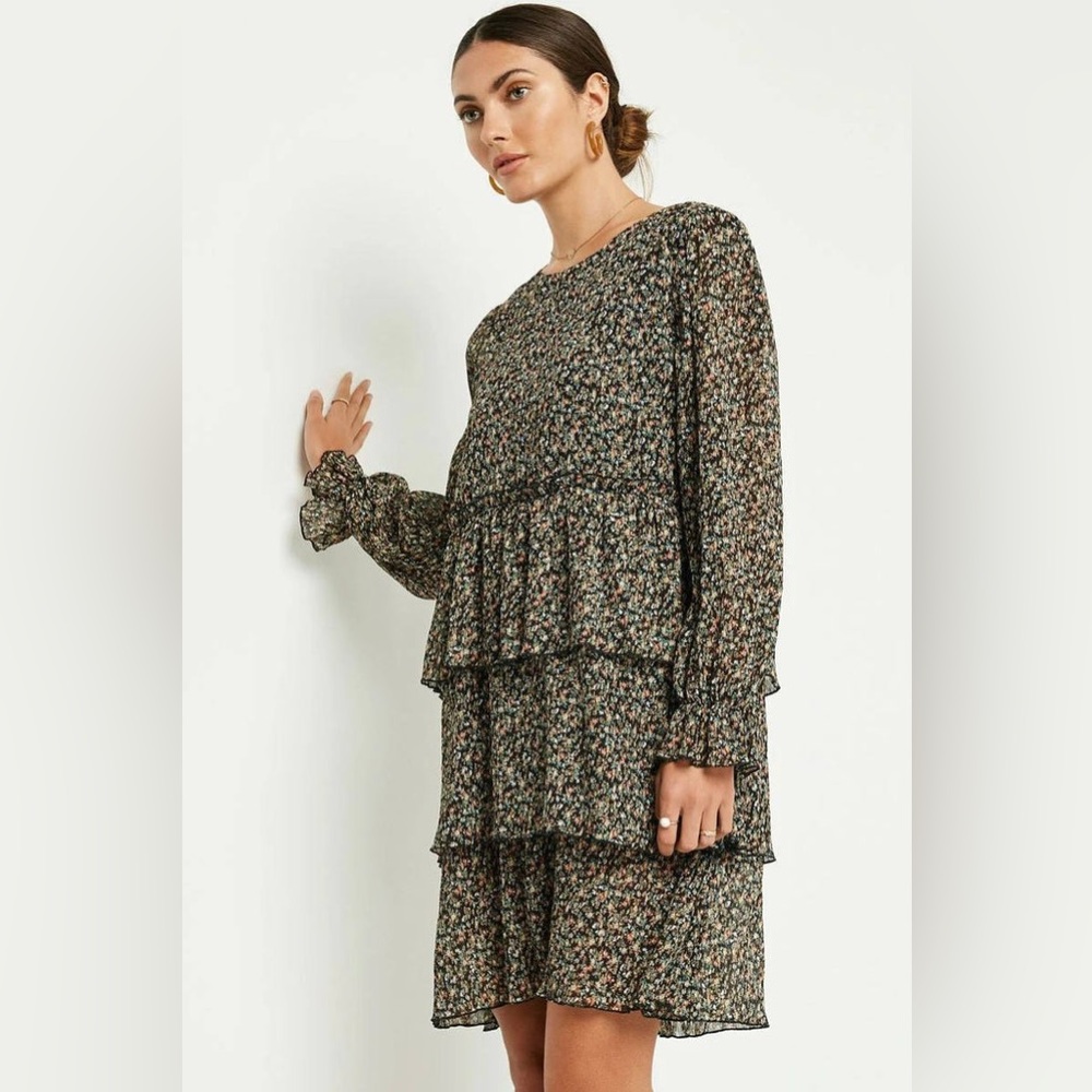 Hayden LA floral ditsy print tiered dress | Size M
